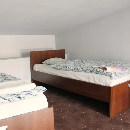 Hostel Tutti Frutti *